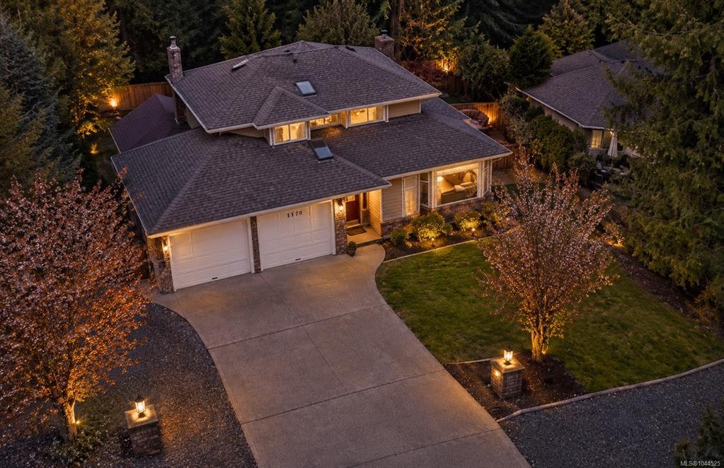 1170 Clubhouse Drive, Qualicum Beach, BC, V9K 1C4