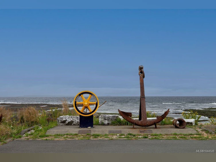 305-2676 S Island Highway, Campbell River, BC, V9W 1C7 - 40
