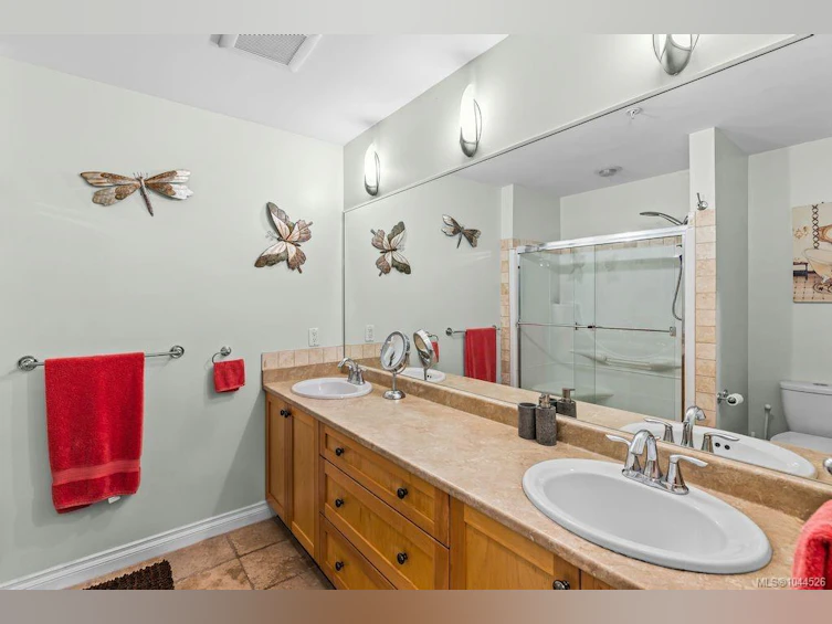 305-2676 S Island Highway, Campbell River, BC, V9W 1C7 - 33