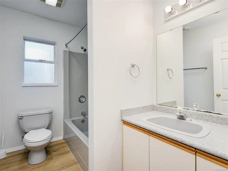 1287 Carmichael Court, Saanich, BC, V8Z 7B9 - 30