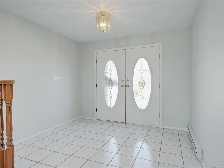 1287 Carmichael Court, Saanich, BC, V8Z 7B9 - 31