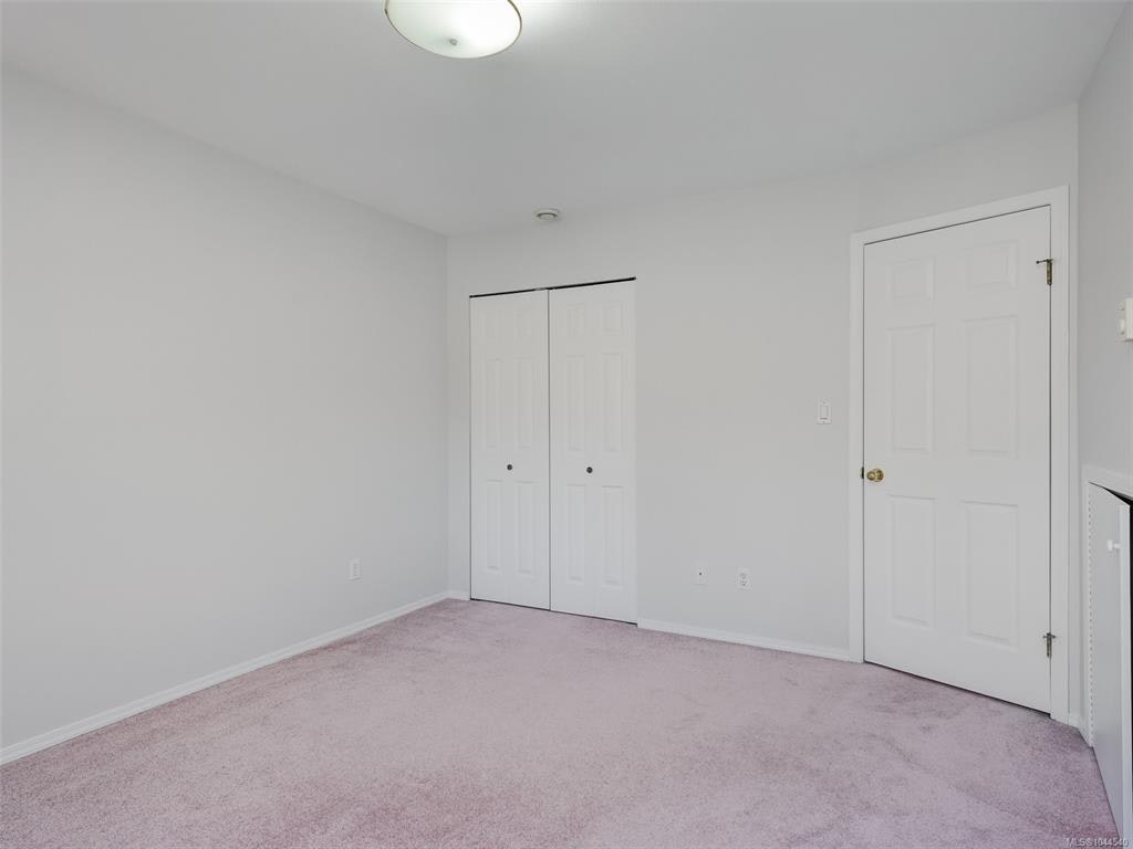 1287 Carmichael Court, Saanich, BC, V8Z 7B9 - 21