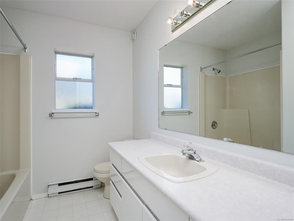1287 Carmichael Court, Saanich, BC, V8Z 7B9 - 27