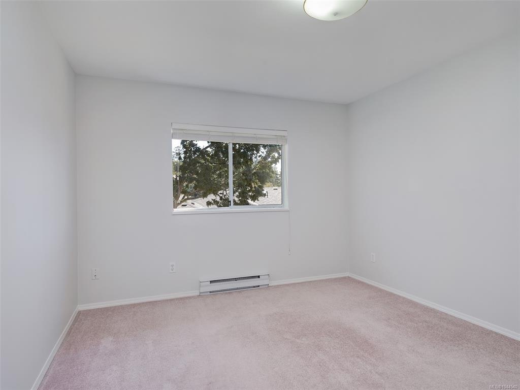 1287 Carmichael Court, Saanich, BC, V8Z 7B9 - 20