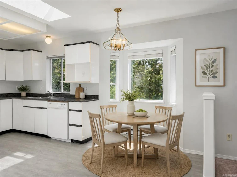 1287 Carmichael Court, Saanich, BC, V8Z 7B9 - 10