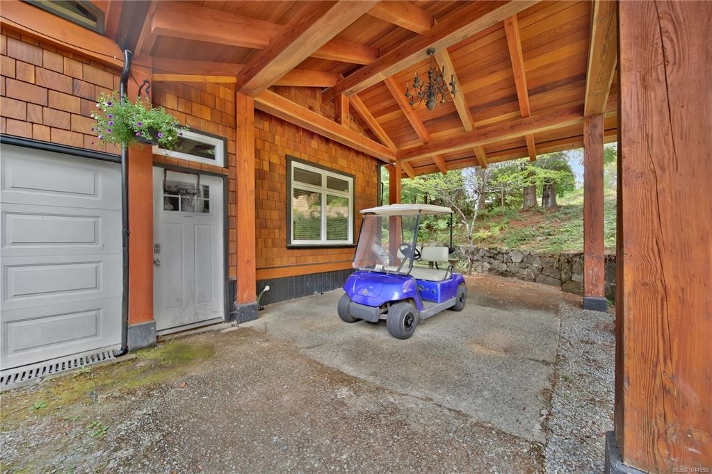 36-10325 Lakeshore Road - 5