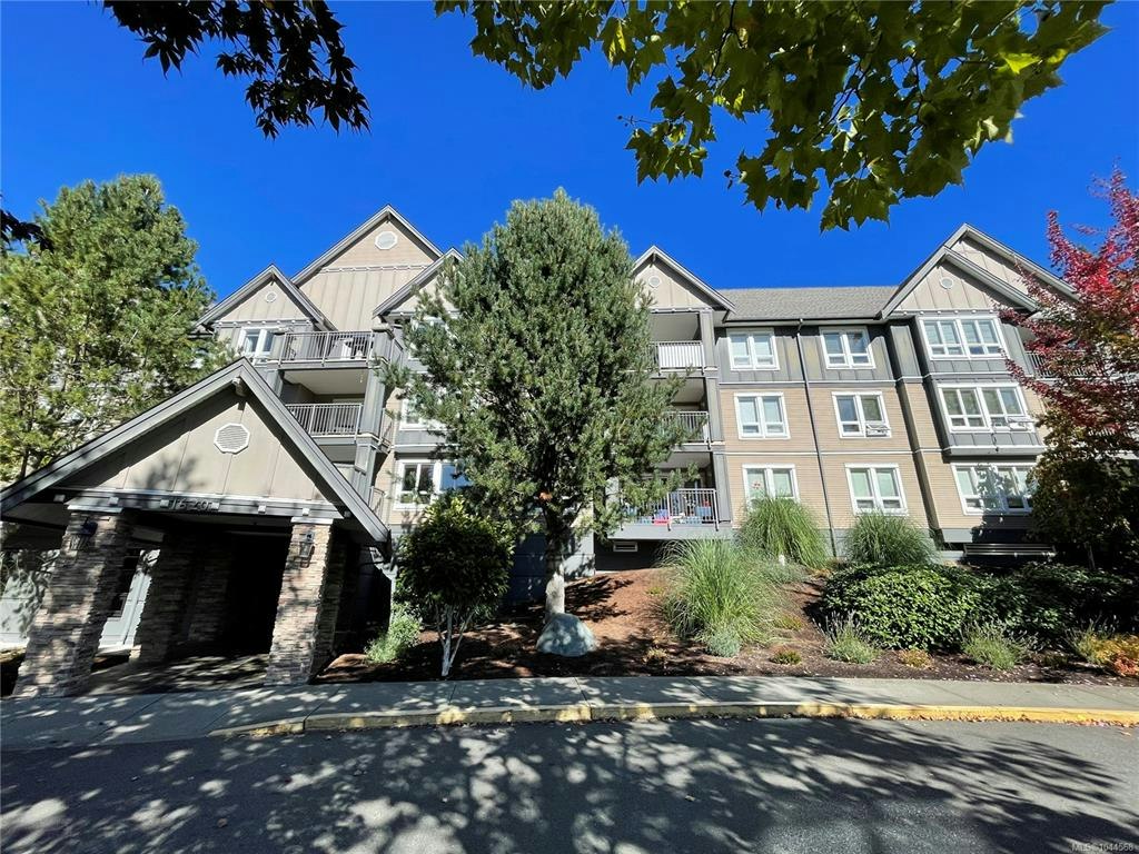 203-1620 Townsite Road, Nanaimo, BC, V9S 1N2