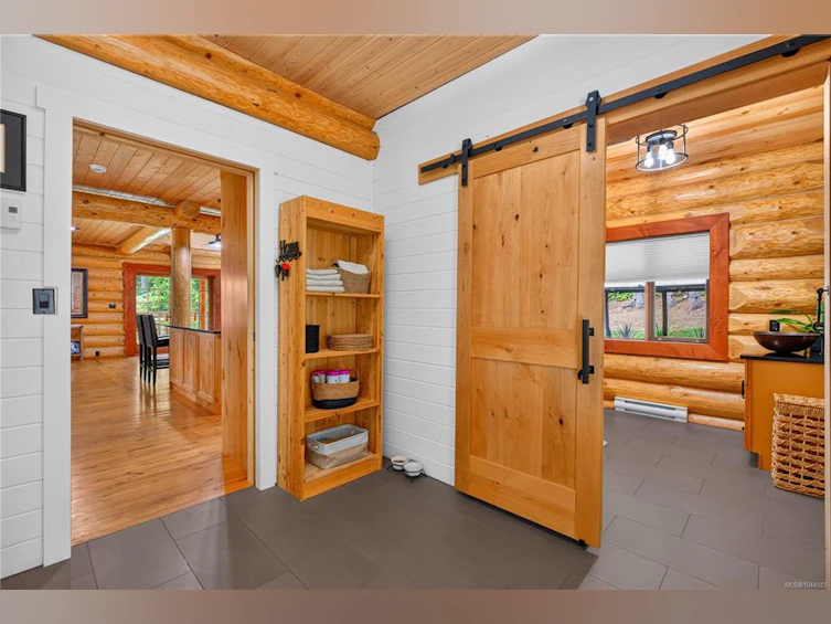 1258 Barr Drive, Black Creek, BC, V0R 2M0 - 49