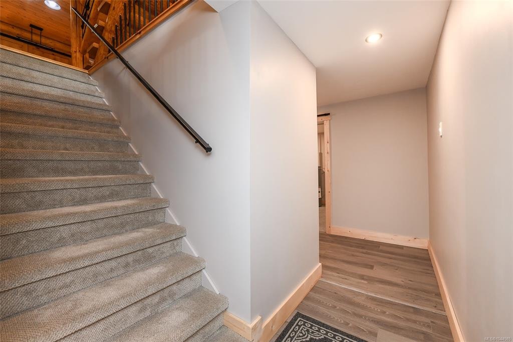 1258 Barr Drive, Black Creek, BC, V0R 2M0 - 78