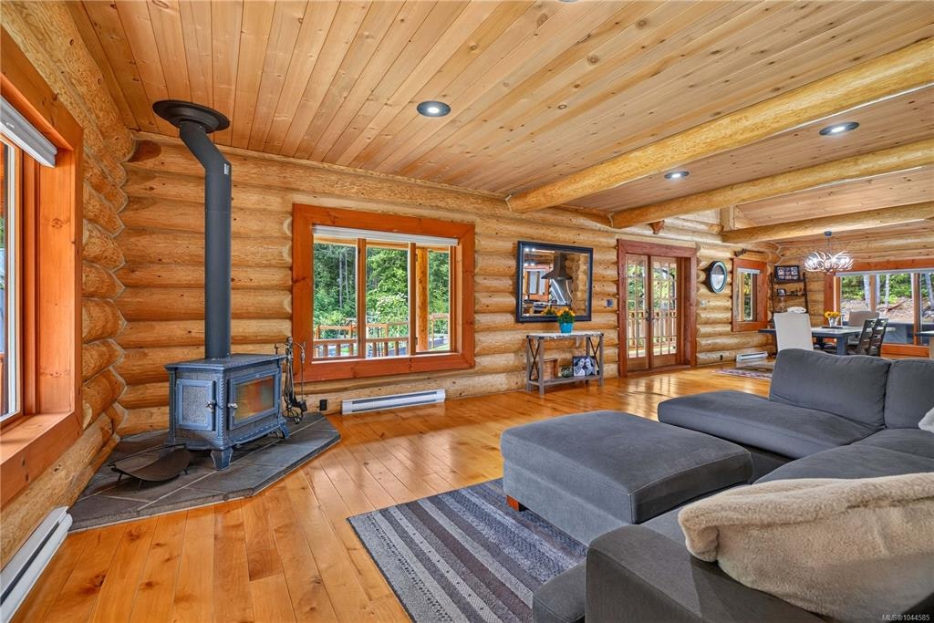 1258 Barr Drive, Black Creek, BC, V0R 2M0 - 39