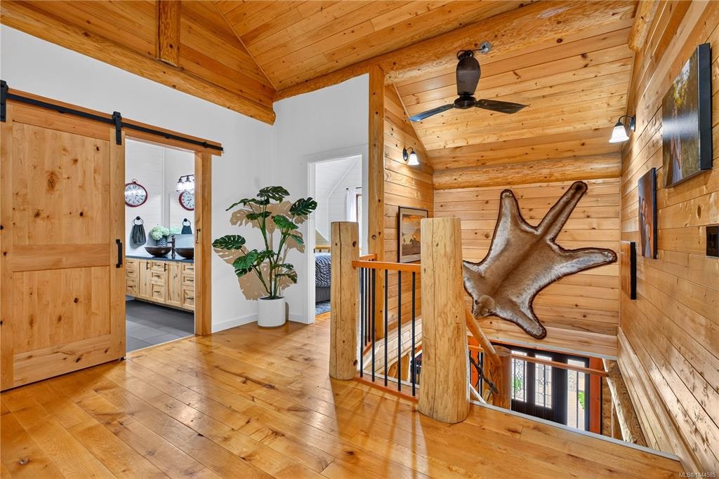 1258 Barr Drive, Black Creek, BC, V0R 2M0 - 70