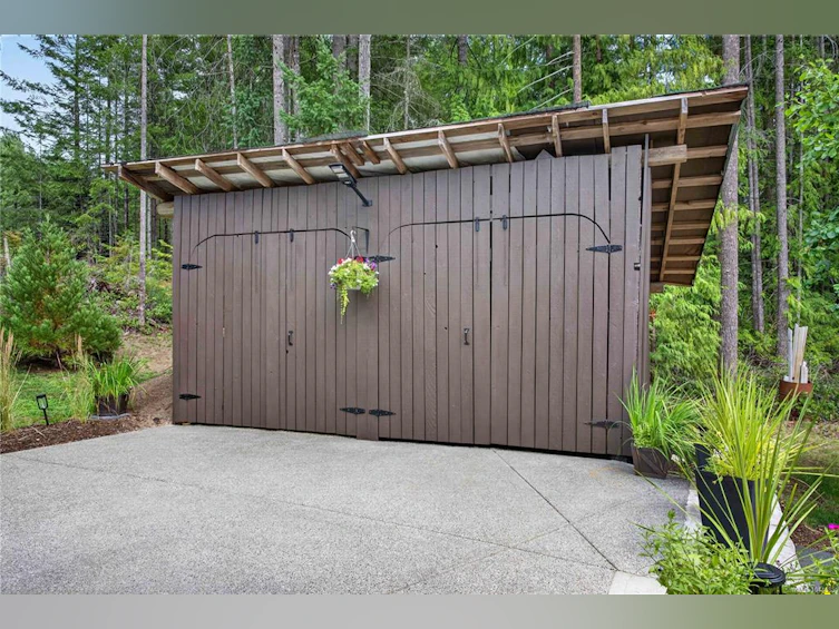 1258 Barr Drive, Black Creek, BC, V0R 2M0 - 14