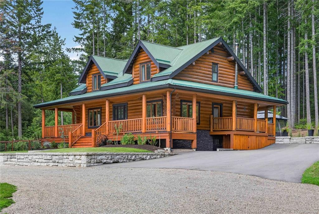 1258 Barr Drive, Black Creek, BC, V0R 2M0