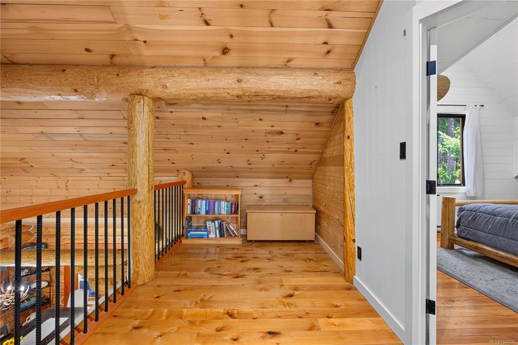 1258 Barr Drive, Black Creek, BC, V0R 2M0 - 73