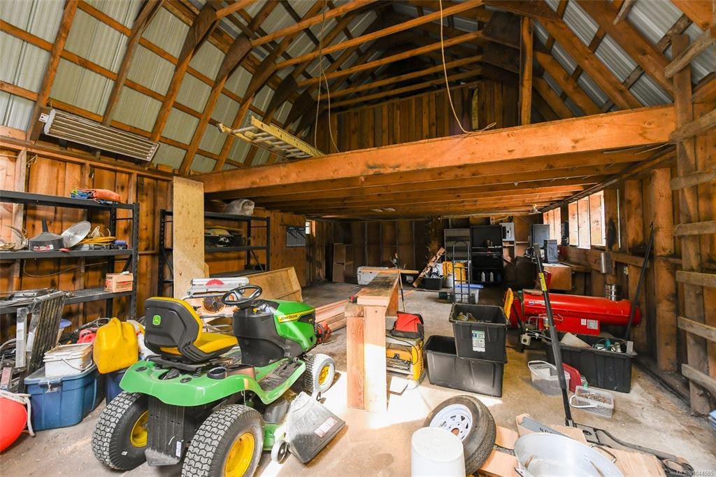 1258 Barr Drive, Black Creek, BC, V0R 2M0 - 98