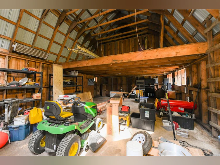 1258 Barr Drive, Black Creek, BC, V0R 2M0 - 98