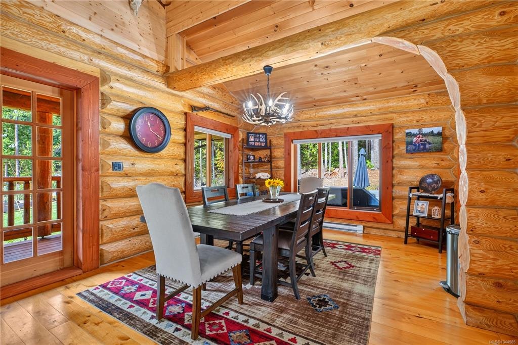 1258 Barr Drive, Black Creek, BC, V0R 2M0 - 37