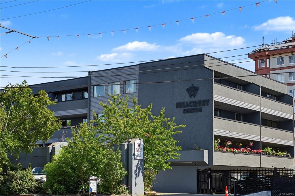 302-755 Hillside Avenue, Victoria, BC, V8T 5B3