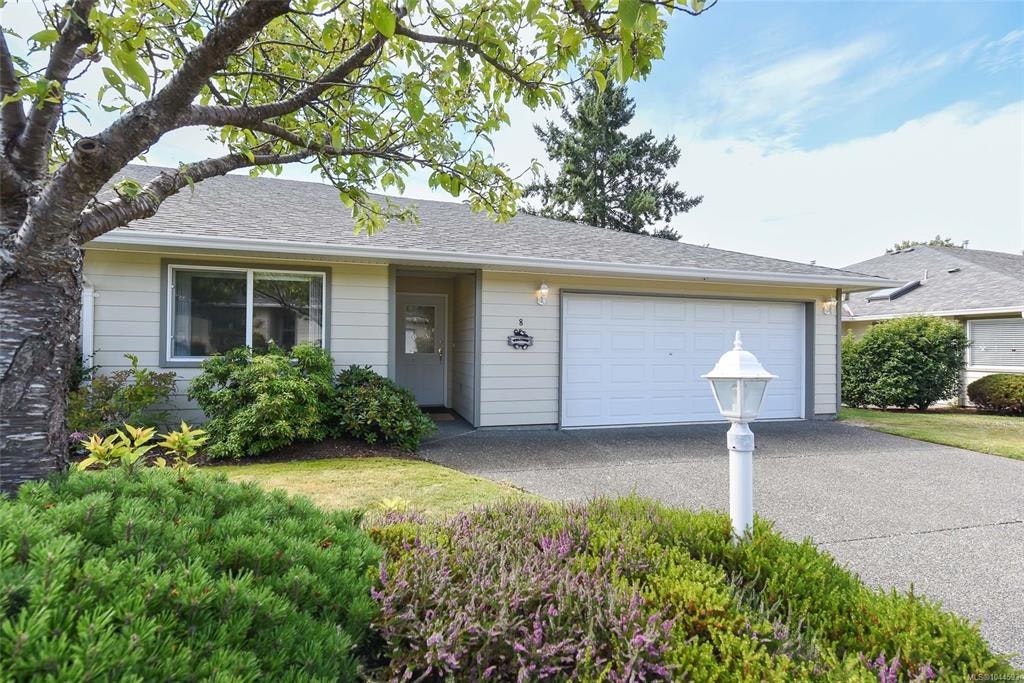 8-417 Heather Court, Comox, BC, V9M 1M3