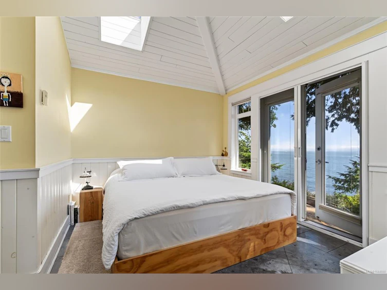 105 Island Park Drive, Galiano Island, BC, V0N 1P0 - 17