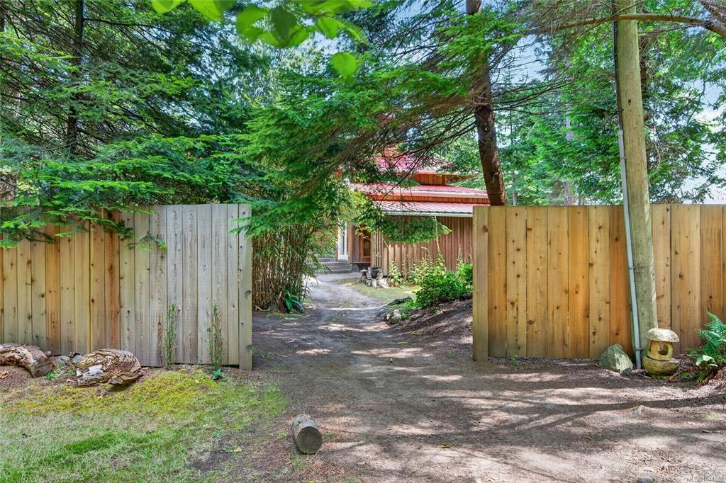 105 Island Park Drive, Galiano Island, BC, V0N 1P0 - 38