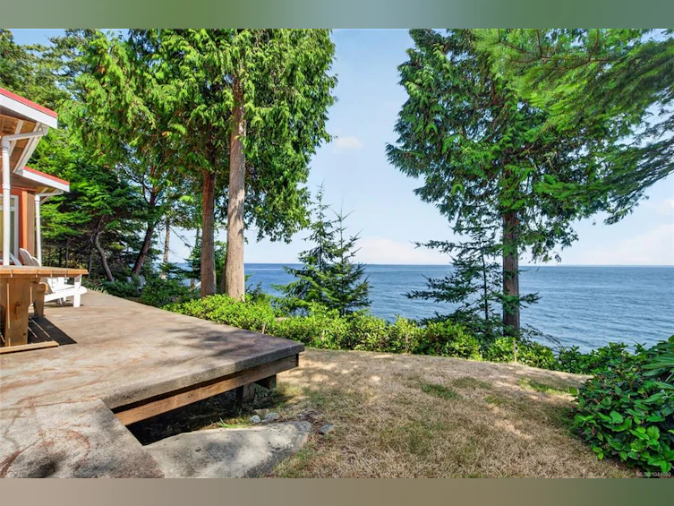 105 Island Park Drive, Galiano Island, BC, V0N 1P0 - 33