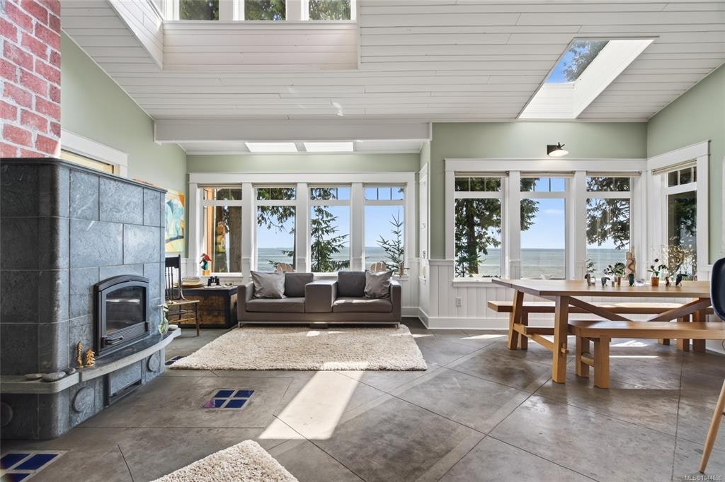 105 Island Park Drive, Galiano Island, BC, V0N 1P0