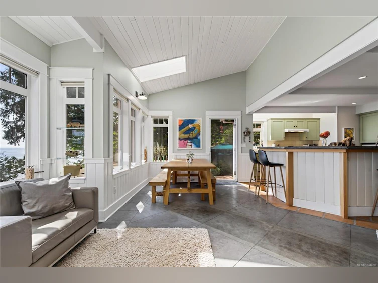 105 Island Park Drive, Galiano Island, BC, V0N 1P0 - 14
