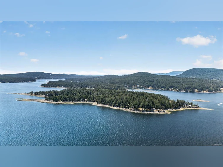 105 Island Park Drive, Galiano Island, BC, V0N 1P0 - 45