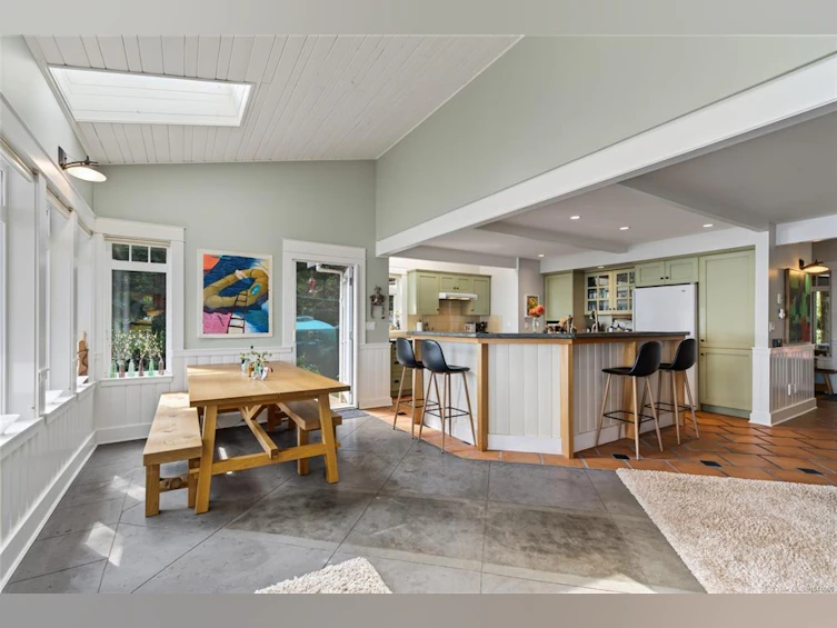 105 Island Park Drive, Galiano Island, BC, V0N 1P0 - 9