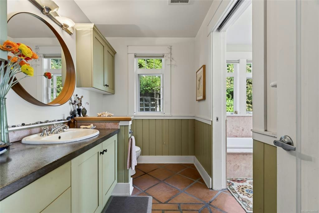105 Island Park Drive, Galiano Island, BC, V0N 1P0 - 19