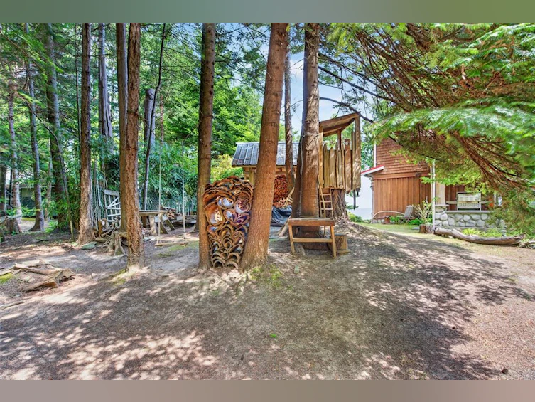 105 Island Park Drive, Galiano Island, BC, V0N 1P0 - 32