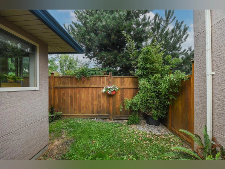 107-720 Aspen Road, Comox, BC, V9M 3Y4 - 4