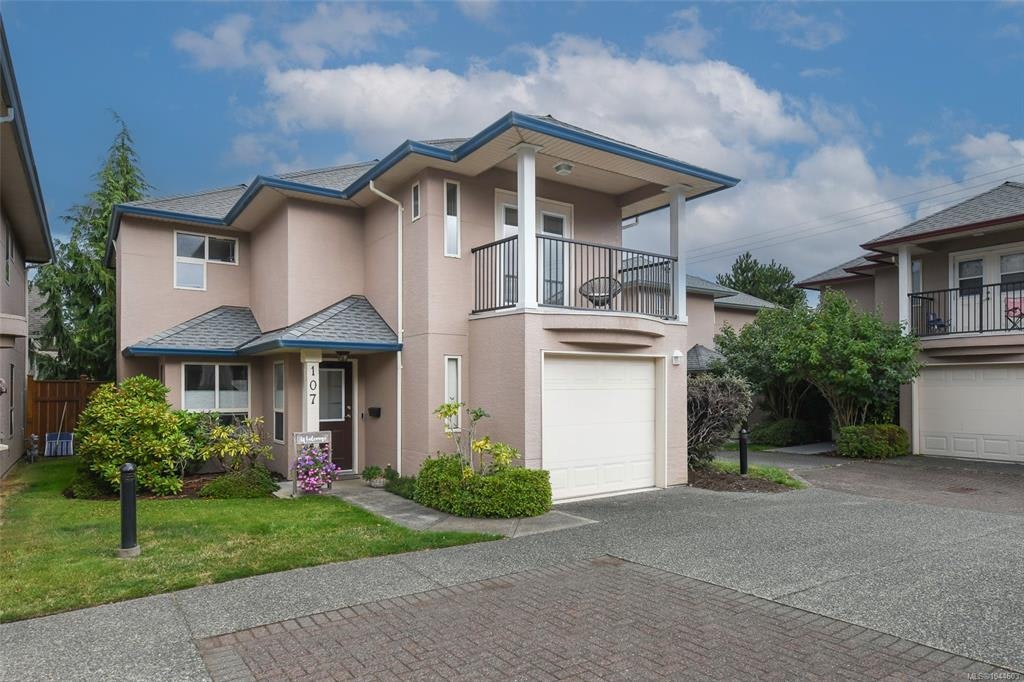 107-720 Aspen Road, Comox, BC, V9M 3Y4