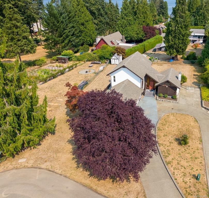 3883 Red Baron Road, Cobble Hill, BC, V0R 1L0