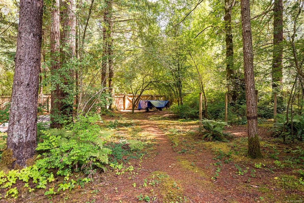 307 Bates Drive, Fanny Bay, BC, V0R 1W0 - 16