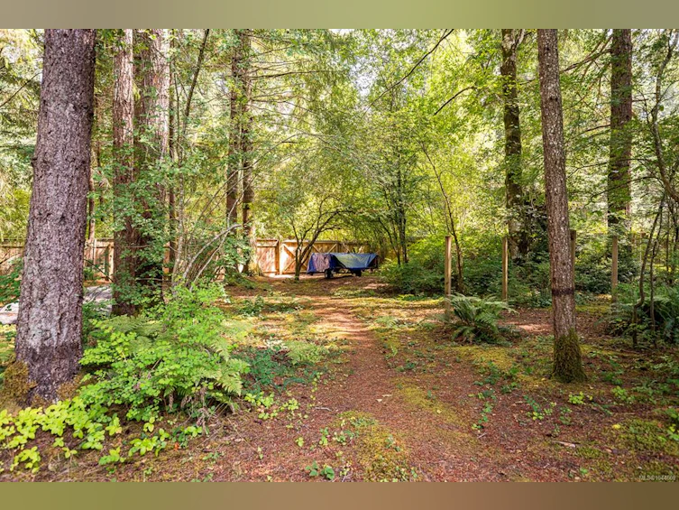 307 Bates Drive, Fanny Bay, BC, V0R 1W0 - 16