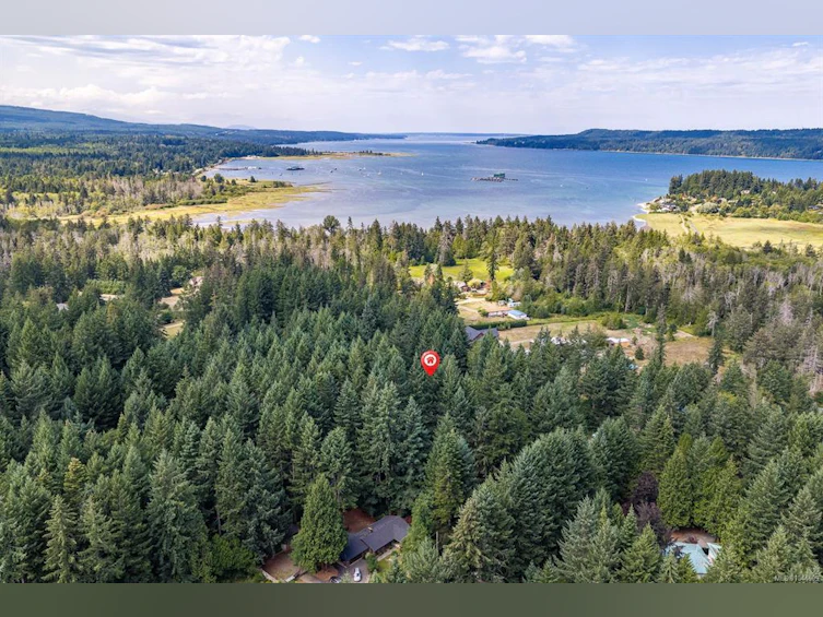 307 Bates Drive, Fanny Bay, BC, V0R 1W0 - 47