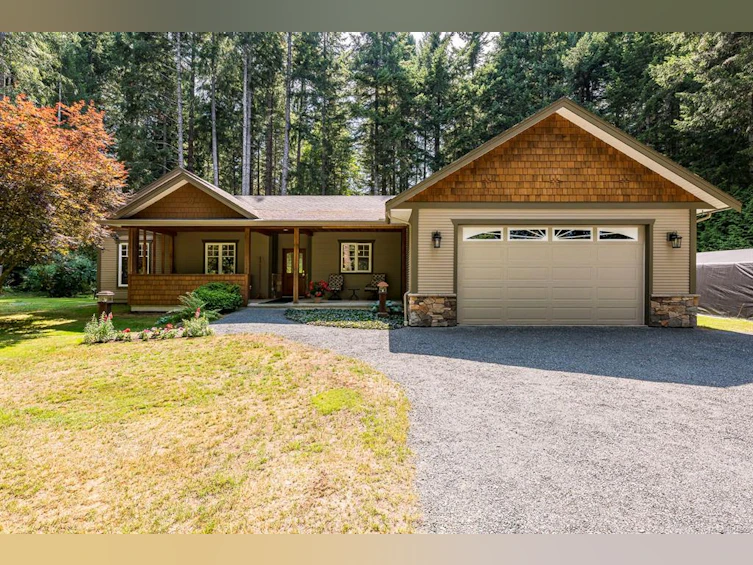 307 Bates Drive, Fanny Bay, BC, V0R 1W0