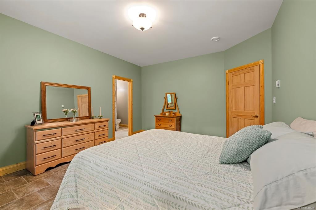307 Bates Drive, Fanny Bay, BC, V0R 1W0 - 29