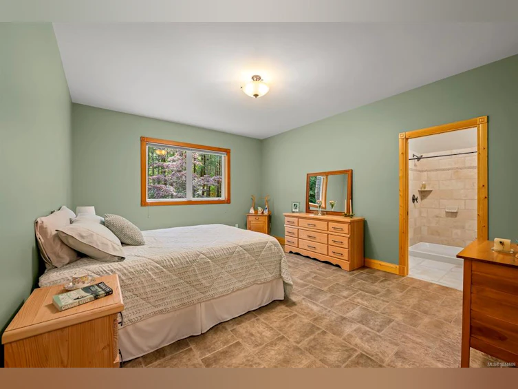 307 Bates Drive, Fanny Bay, BC, V0R 1W0 - 8