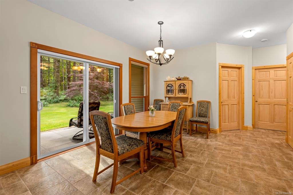 307 Bates Drive, Fanny Bay, BC, V0R 1W0 - 6