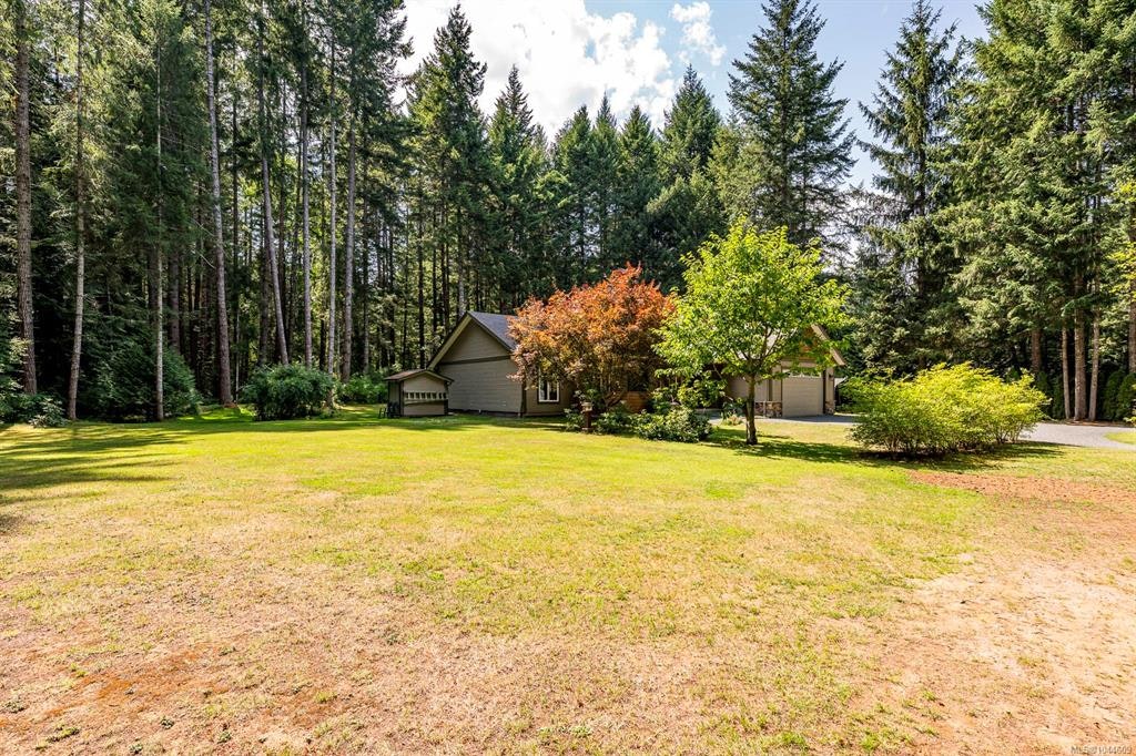 307 Bates Drive, Fanny Bay, BC, V0R 1W0 - 44