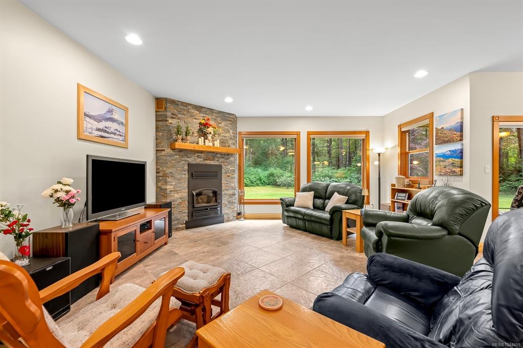 307 Bates Drive - 2