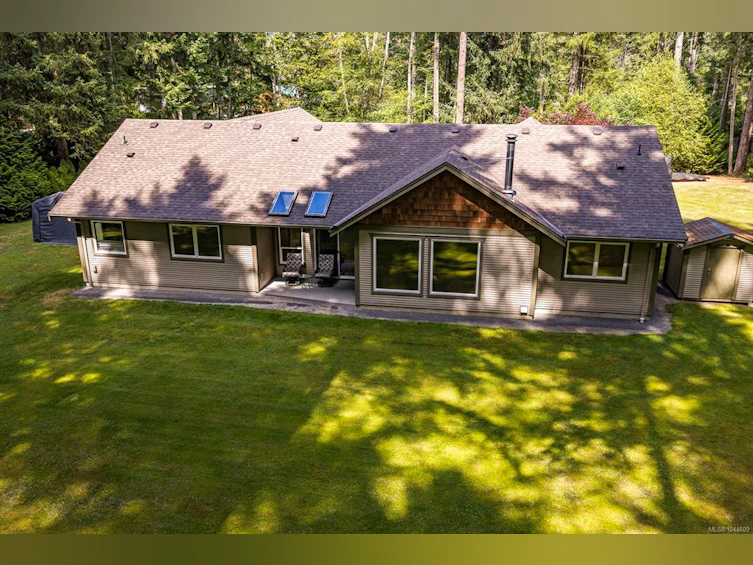 307 Bates Drive, Fanny Bay, BC, V0R 1W0 - 15