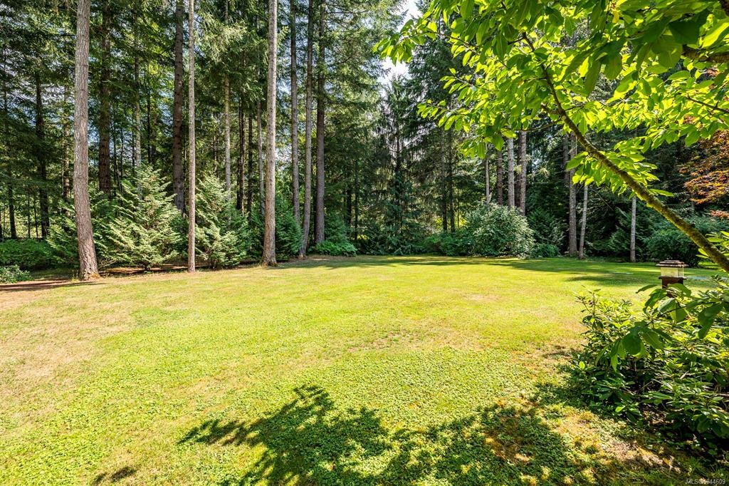 307 Bates Drive, Fanny Bay, BC, V0R 1W0 - 43