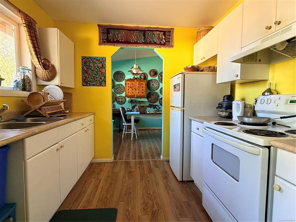 26-745 Church Street, Gabriola Island, BC, V0R 1X3