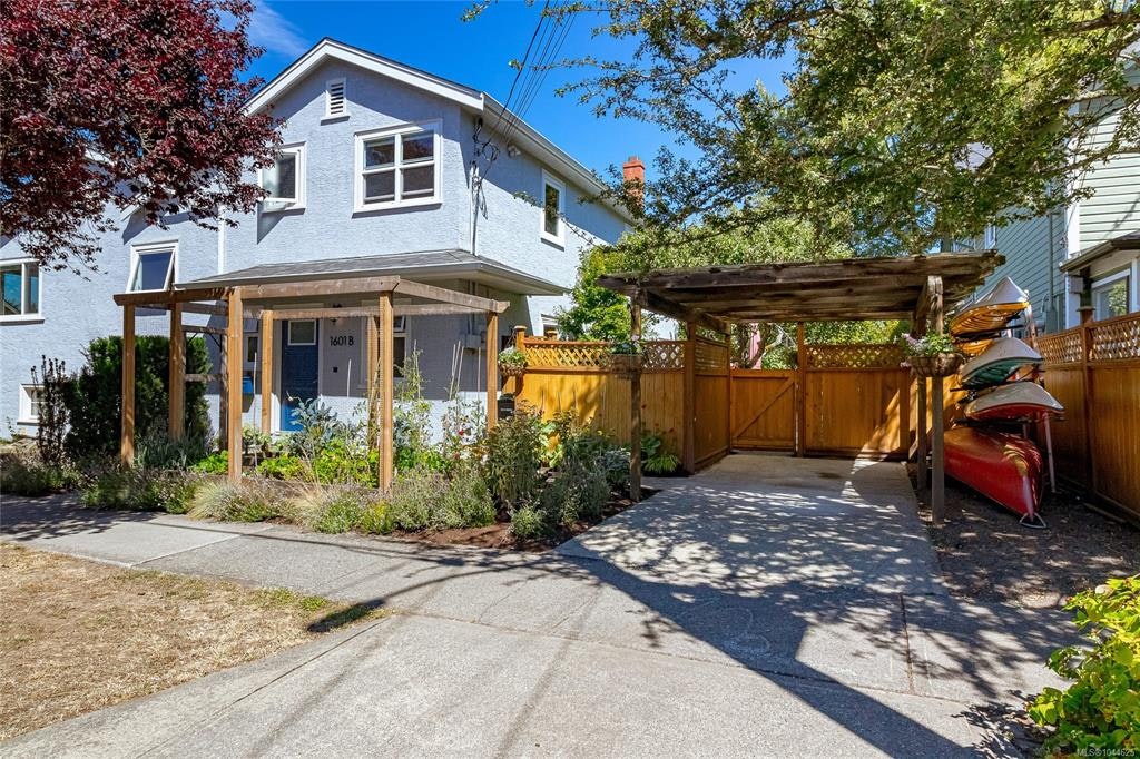 B-1601 Haultain Street