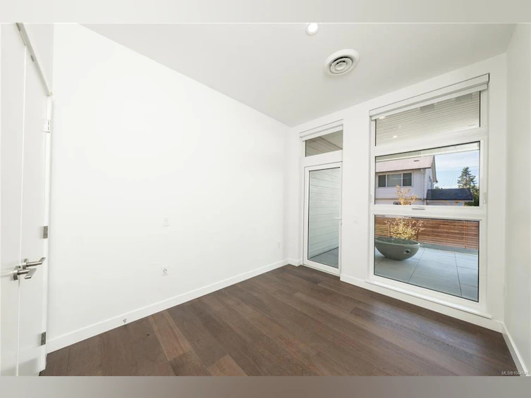 107-9570 Fifth Street, Sidney, BC, V8L 2W5 - 12