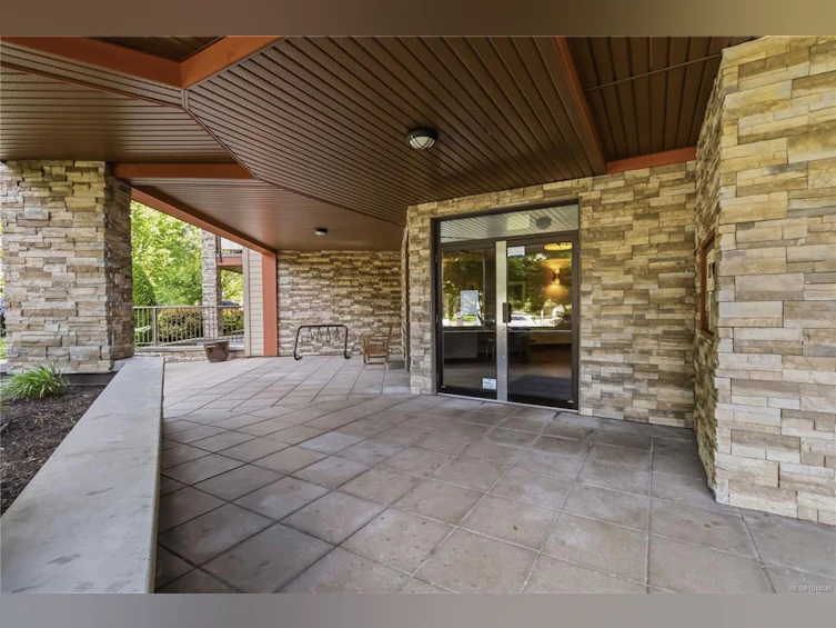 101-4529 West Saanich Road, Saanich, BC, V8Z 3G3 - 19